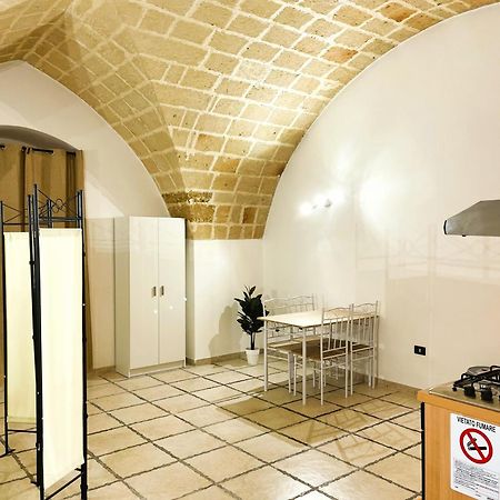 Апартаменты History Station Бриндизи Экстерьер фото